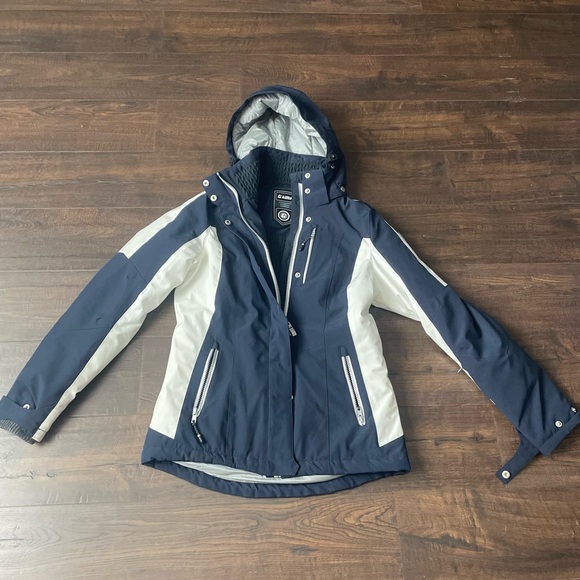 KILLTEC CECILIE FUNCTION JACKET WITH ZIP-OFF HOOD WOMEN'S - Picture 2 of 12